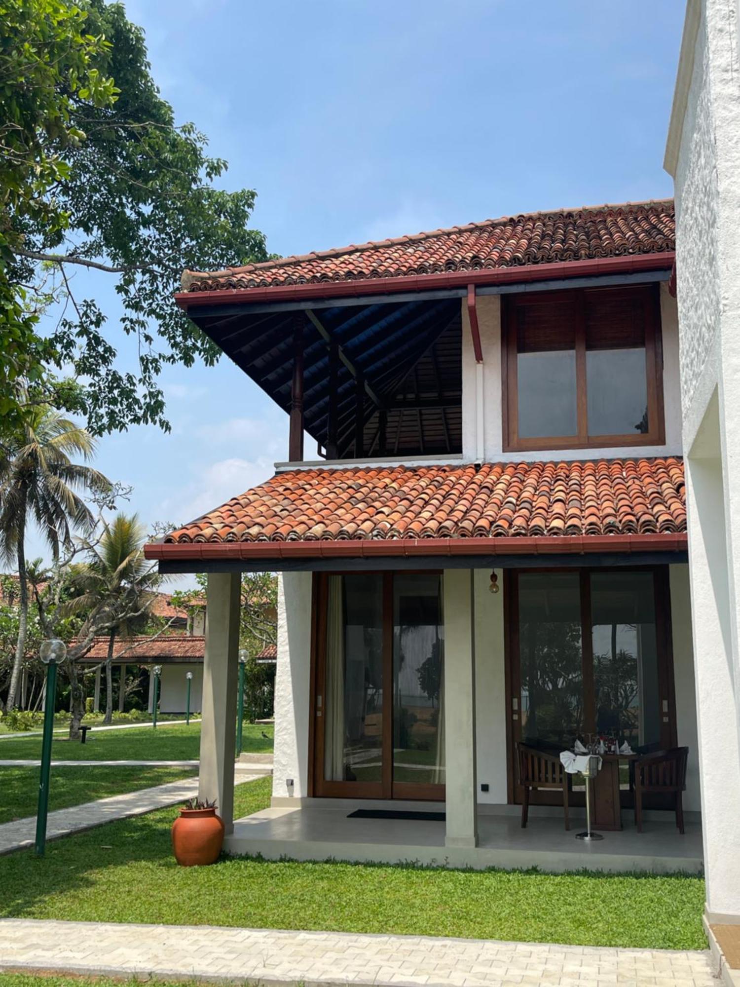 Hibiscus Beach Hotel & Villas Kalutara Exterior foto